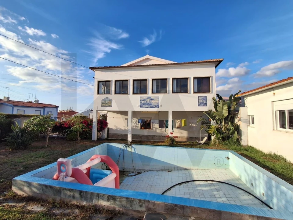 Moradia T4 para Venda em Ericeira Foto 2
