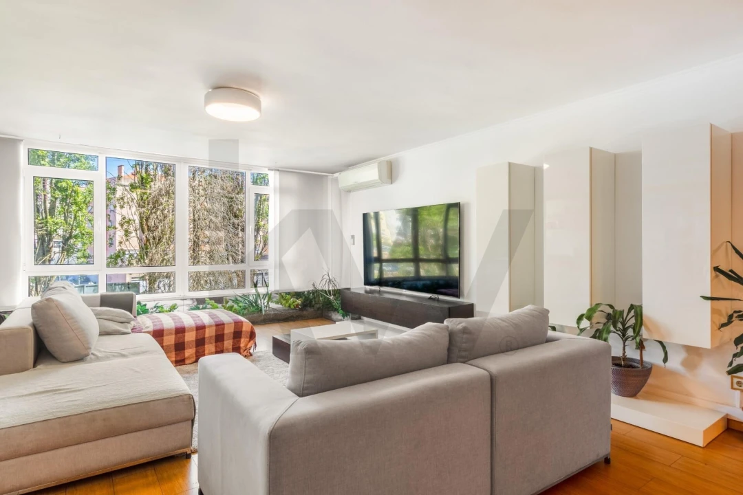 Apartamento T2 para Venda em Massamá e Monte Abraão Foto 4