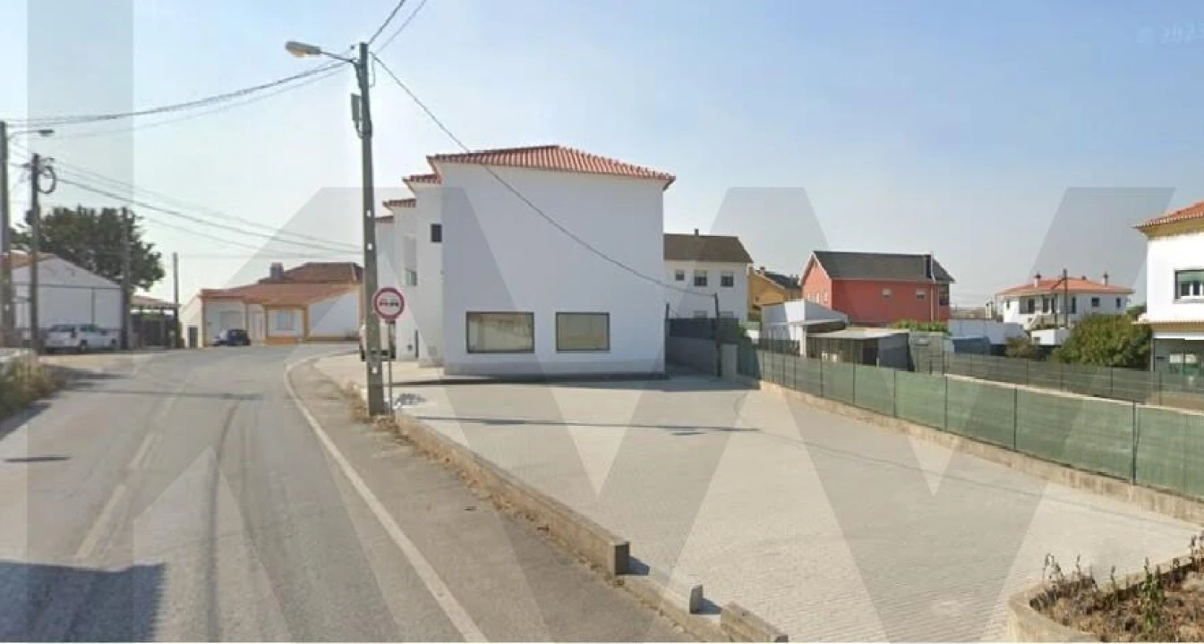 Loja para Venda em Carvoeira Foto 3