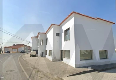 Loja para Venda em Carvoeira