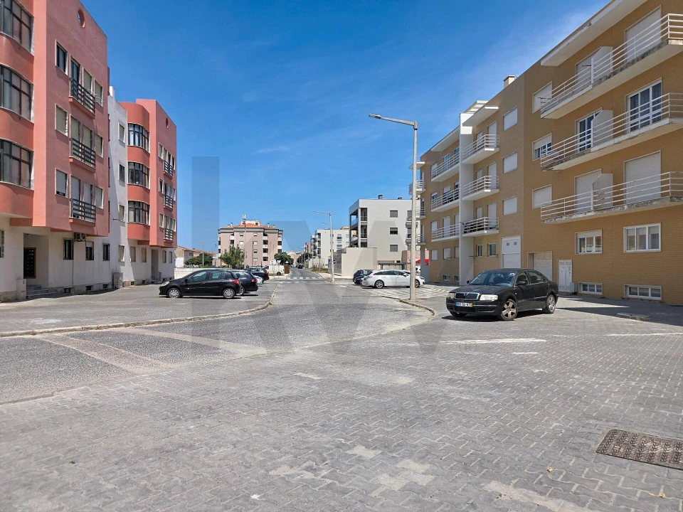 Apartamento T2 para Venda em Peniche Foto 18