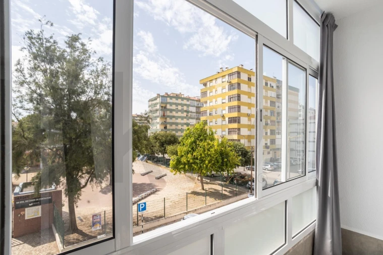 Apartamento T2 para Venda em Amora Foto 22