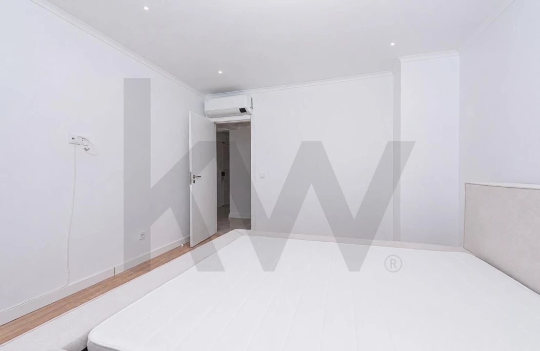 Apartamento T1 para Arrendamento em Penha de França Foto 17