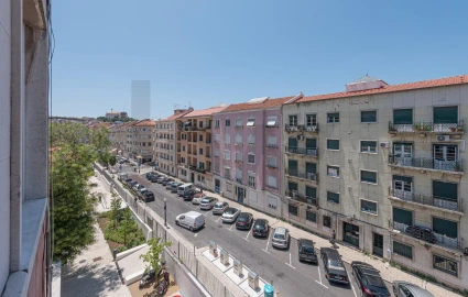 Apartamento T1 para Arrendamento em Penha de França