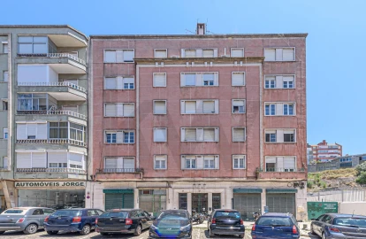 Apartamento T1 para Arrendamento em Penha de França