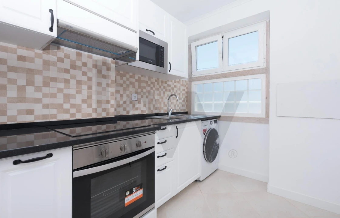 Apartamento T1 para Arrendamento em Penha de França Foto 12