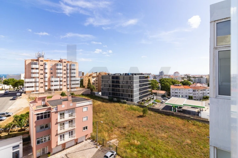 Apartamento T1 para Venda em Cascais e Estoril Foto 7
