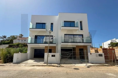 Moradia T3 para Venda em Ericeira