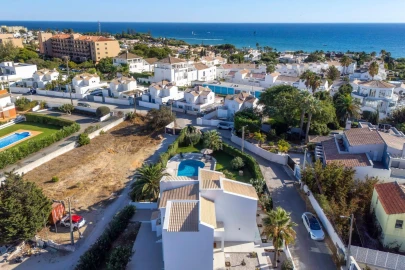 Moradia T4 para Venda em Guia
