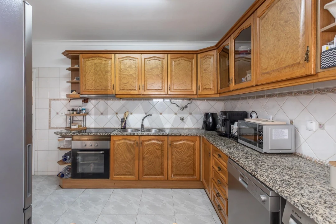 Apartamento T2 para Venda em Corroios Foto 12