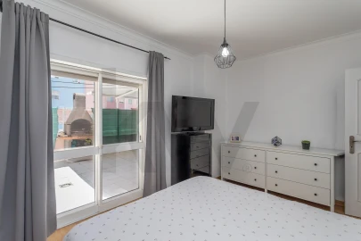 Apartamento T2 para Venda em Corroios