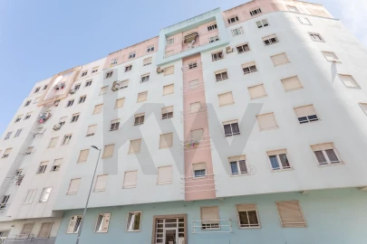 Apartamento T2 para Venda em Corroios