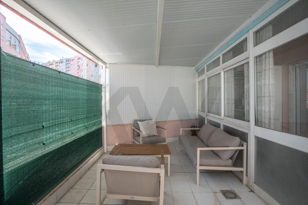 Apartamento T2 para Venda em Corroios Foto 21