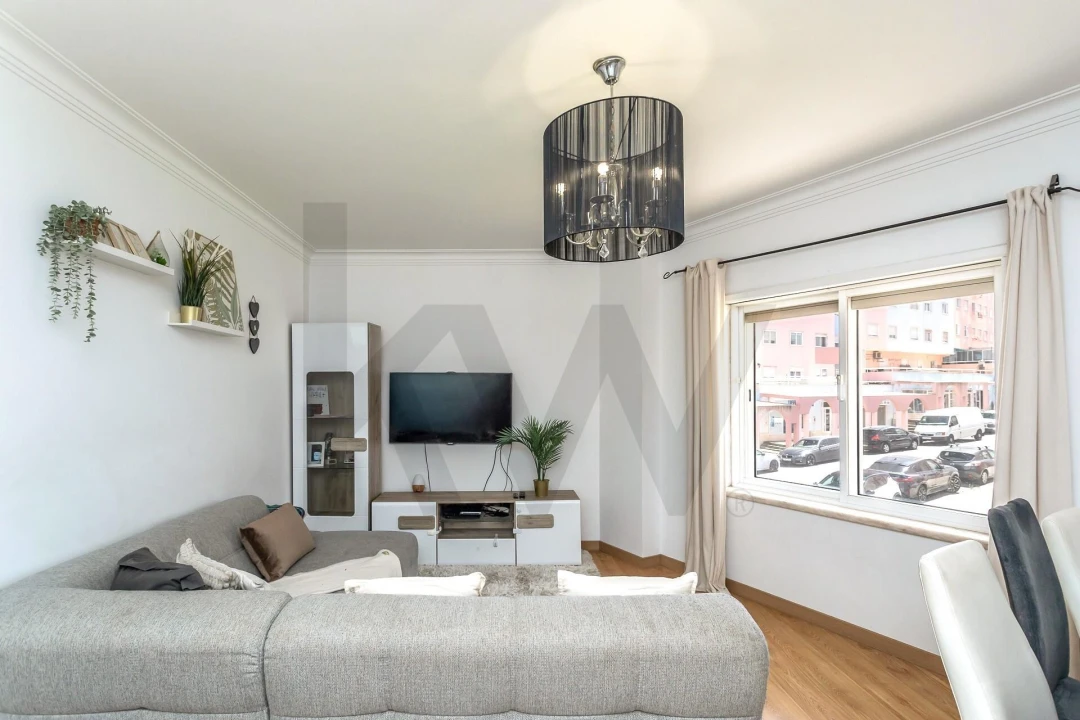 Apartamento T2 para Venda em Corroios Foto 5