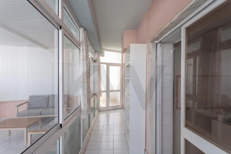 Apartamento T2 para Venda em Corroios Foto 27