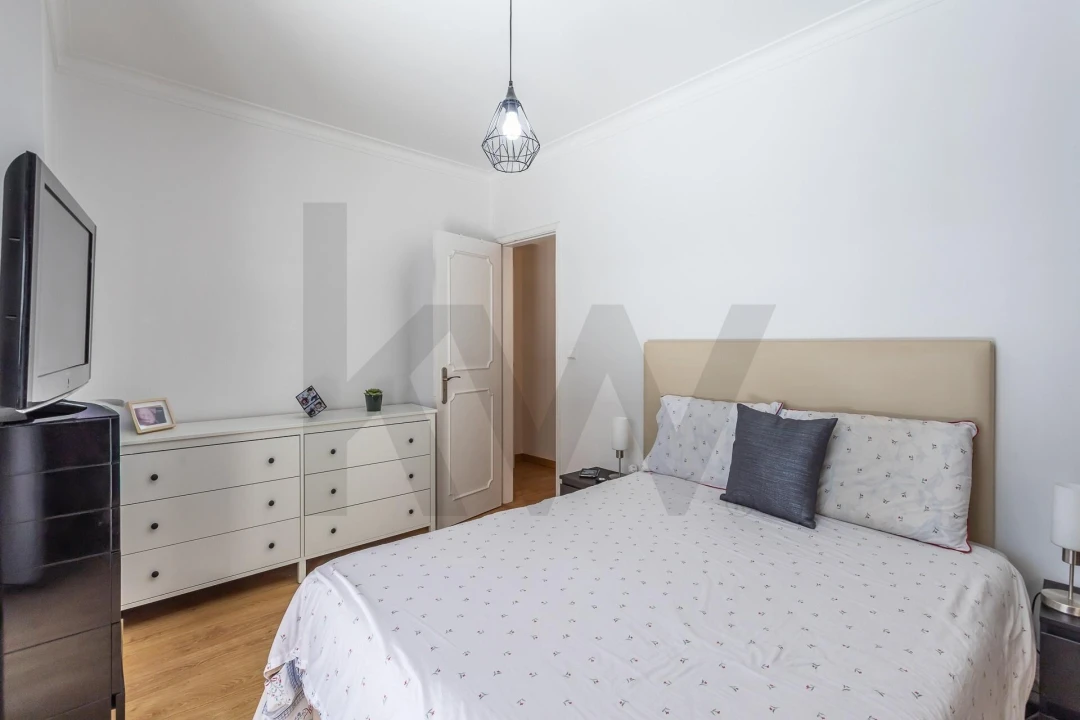 Apartamento T2 para Venda em Corroios Foto 18