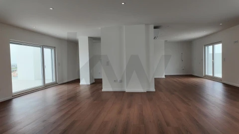 Apartamento T4 para Venda em Montijo e Afonsoeiro