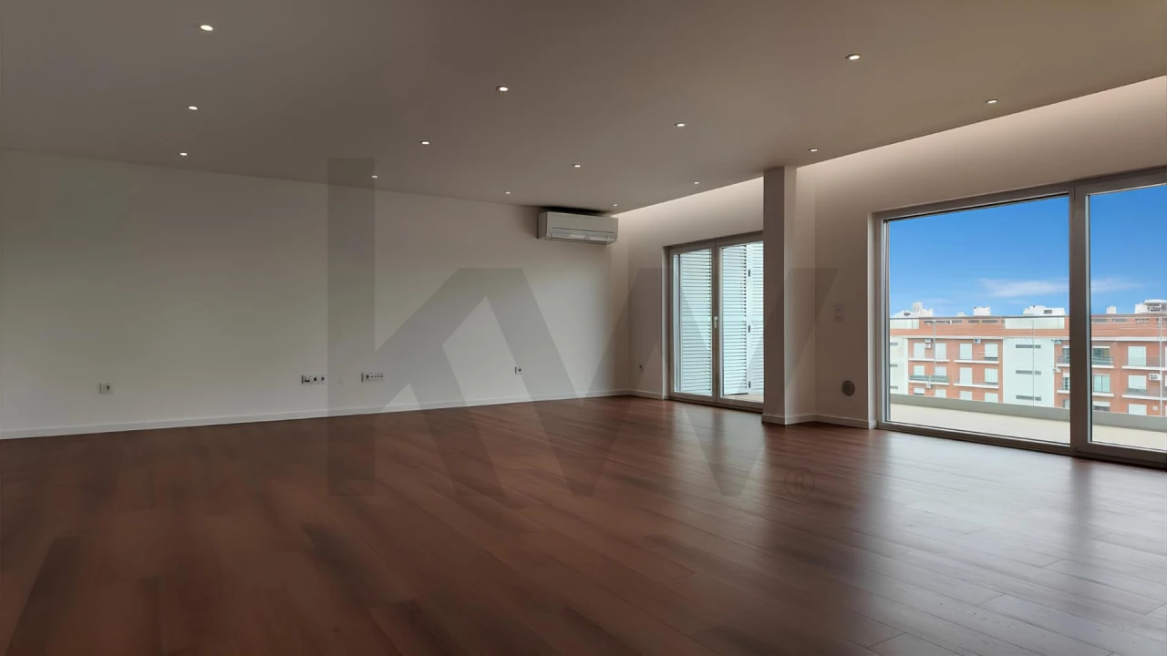 Apartamento T4 para Venda em Montijo e Afonsoeiro Foto 9