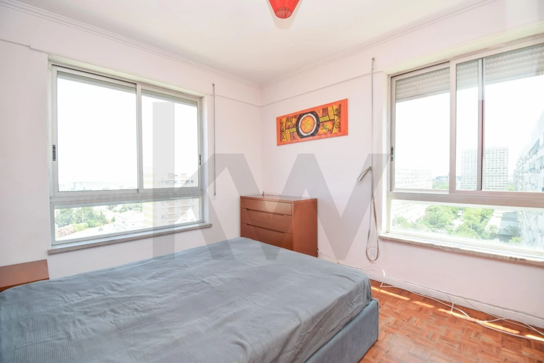 Apartamento T3 para Venda em Moscavide e Portela Foto 12