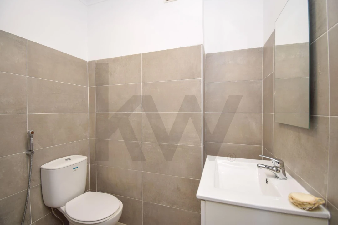 Apartamento T3 para Venda em Moscavide e Portela Foto 19