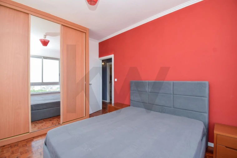 Apartamento T3 para Venda em Moscavide e Portela Foto 14
