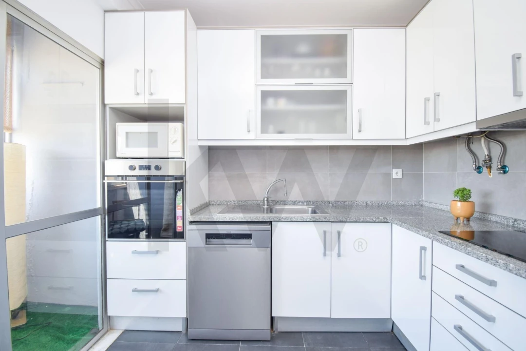 Apartamento T3 para Venda em Moscavide e Portela Foto 17