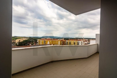 Apartamento T3 para Venda em Bombarral e Vale Covo