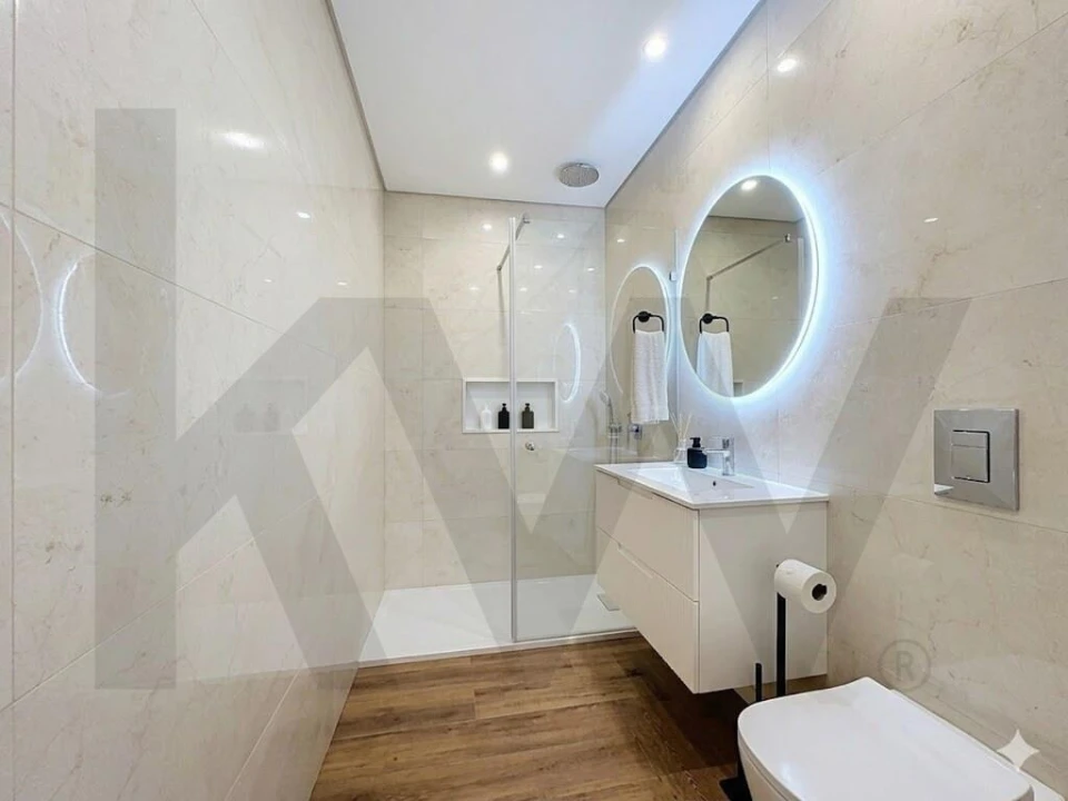 Apartamento T2 para Venda em Peniche Foto 4