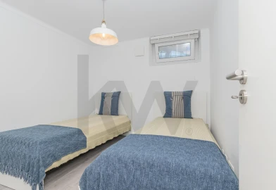 Apartamento T3 para Venda em Oeiras e São Julião da Barra, Paço de Arcos e Caxias