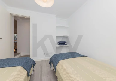Apartamento T3 para Venda em Oeiras e São Julião da Barra, Paço de Arcos e Caxias