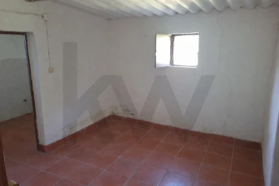 Quinta T3 para Venda em São Domingos e Vale de Água