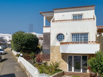 Moradia T3 para Venda em Ericeira