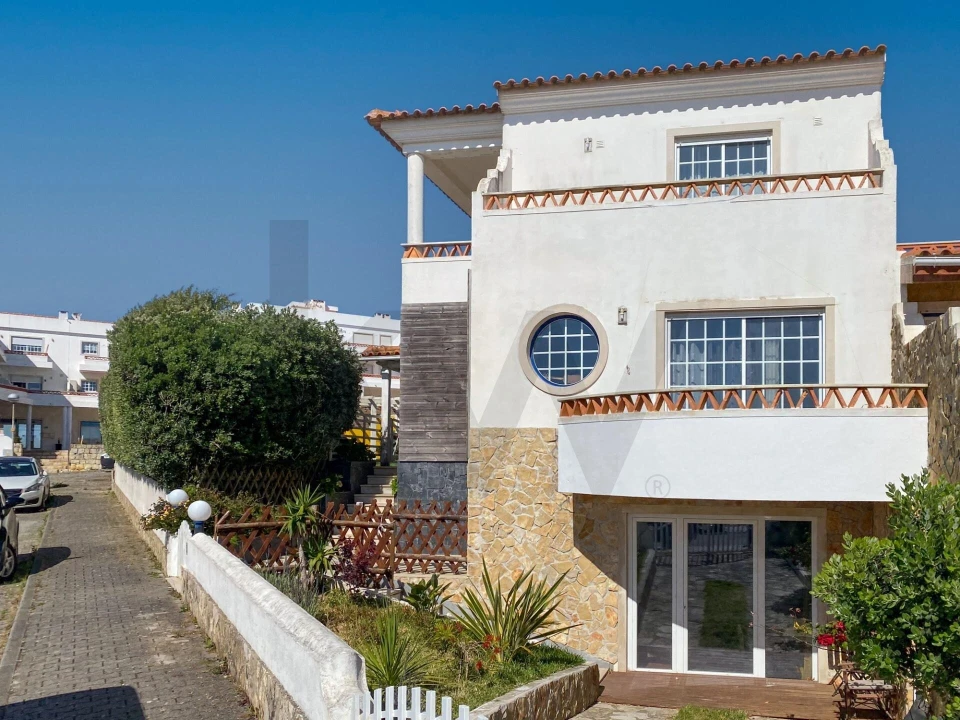 Moradia T3 para Venda em Ericeira Foto 1