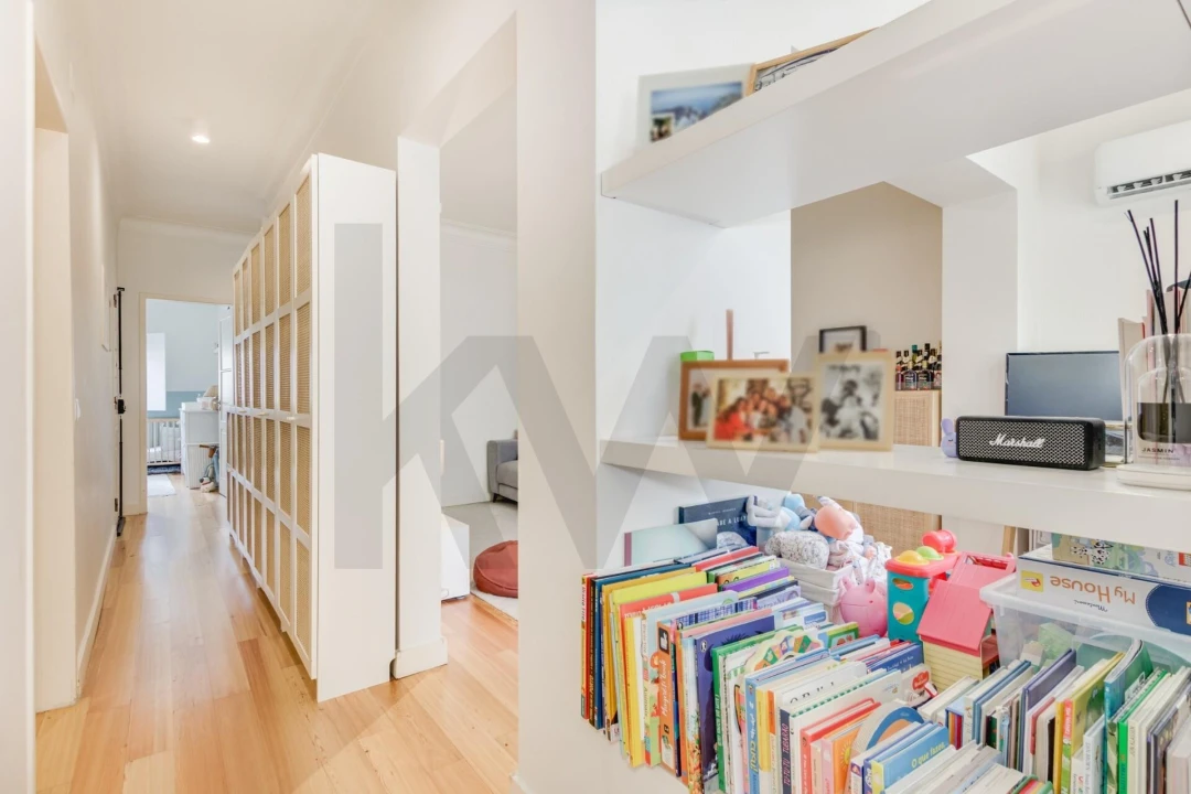 Apartamento T2 para Venda em Ajuda Foto 15