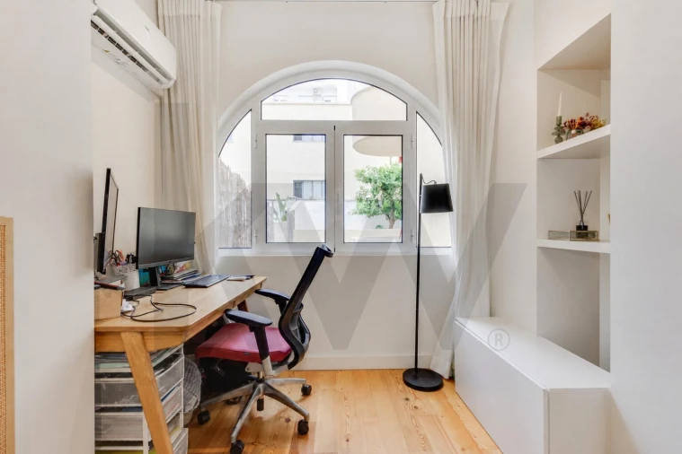Apartamento T2 para Venda em Ajuda Foto 2