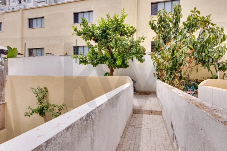 Apartamento T2 para Venda em Ajuda Foto 9