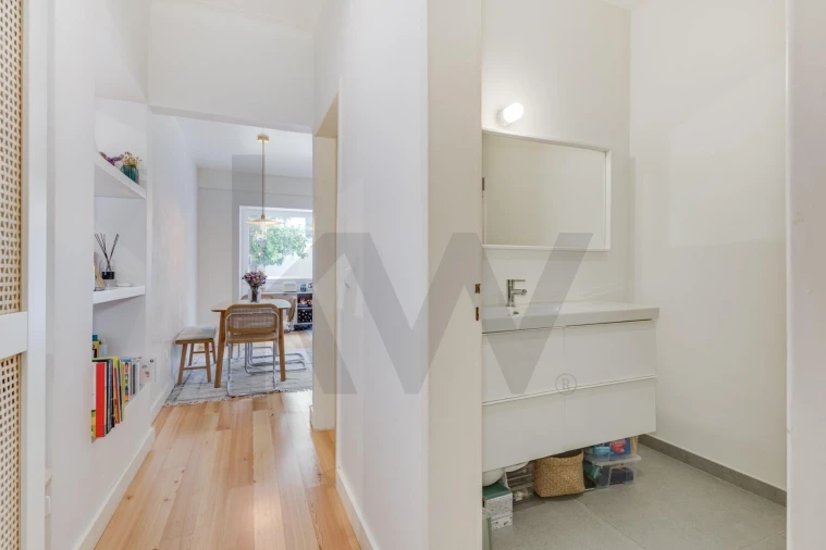 Apartamento T2 para Venda em Ajuda Foto 24