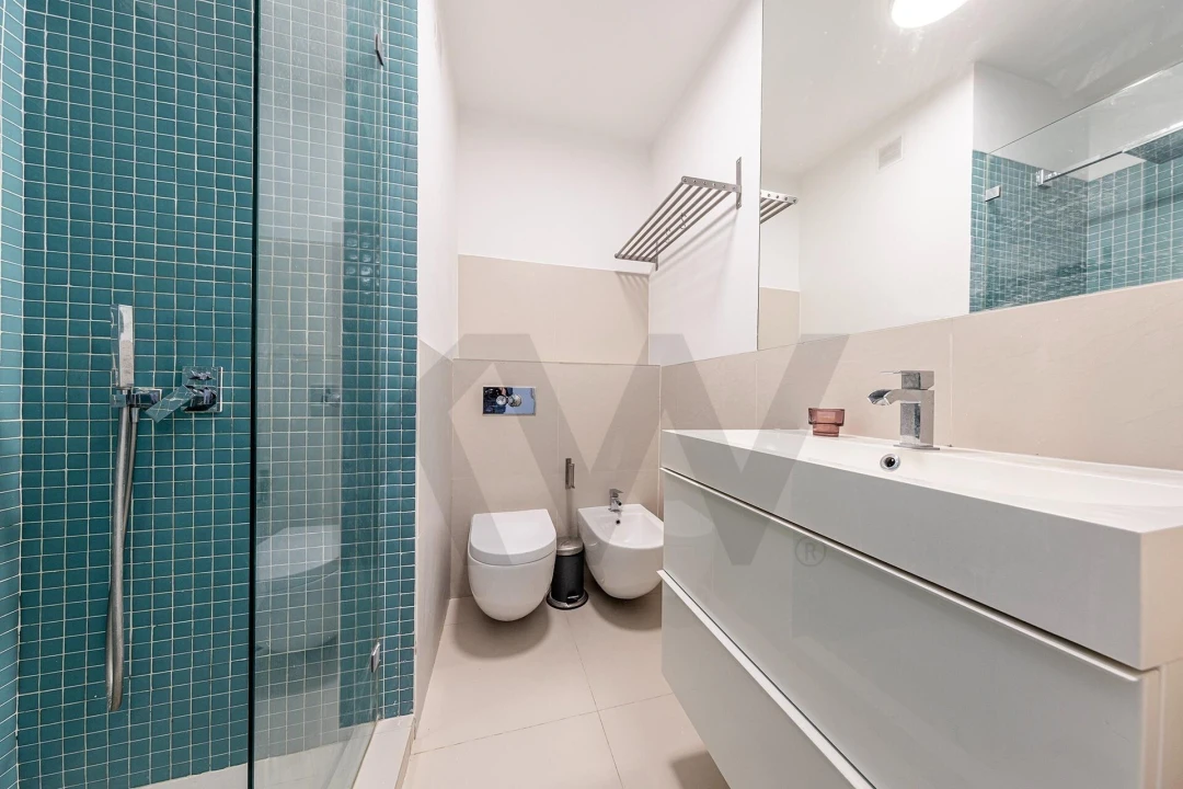 Apartamento T2 para Arrendamento em Campo de Ourique Foto 19