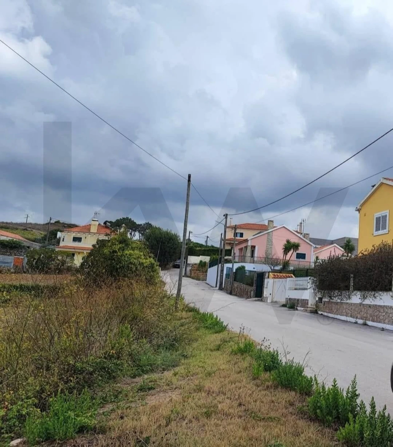 Moradia T3 para Venda em Igreja Nova e Cheleiros Foto 4