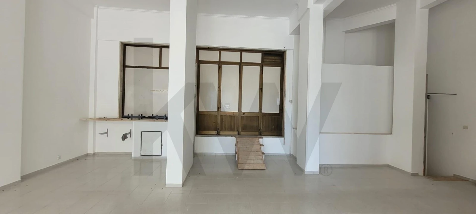 Loja para Venda em Loures Foto 32