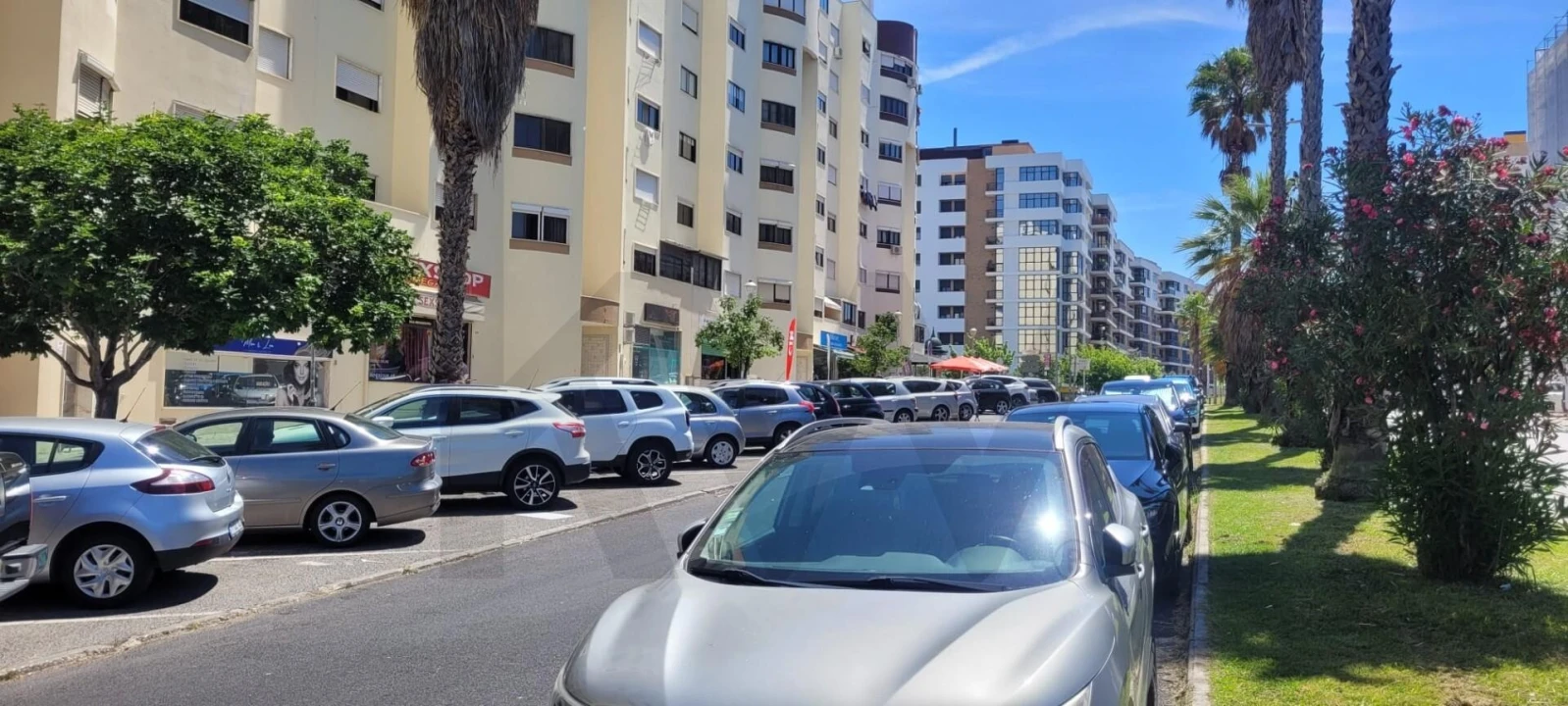 Loja para Venda em Loures Foto 2