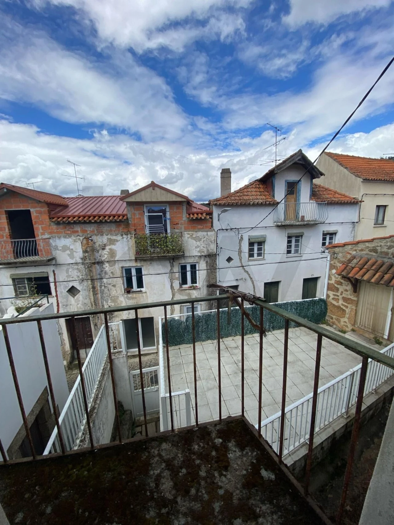 Moradia T2 para Venda em Pero Viseu Foto 6