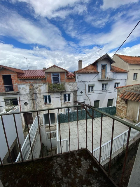 Moradia T2 para Venda em Pero Viseu