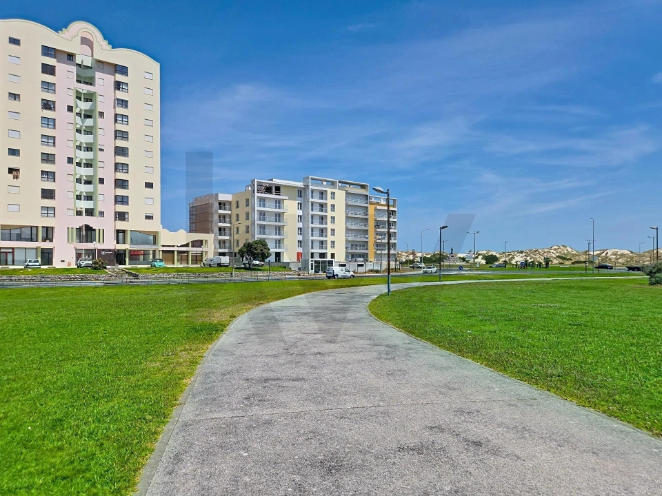 Apartamento T1 para Venda em Peniche Foto 11