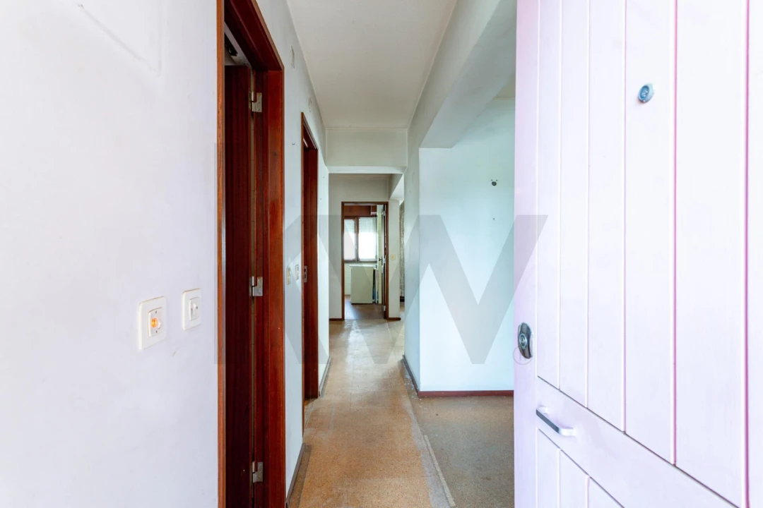 Apartamento T4 para Venda em Lumiar Foto 38