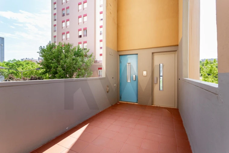 Apartamento T4 para Venda em Lumiar Foto 41