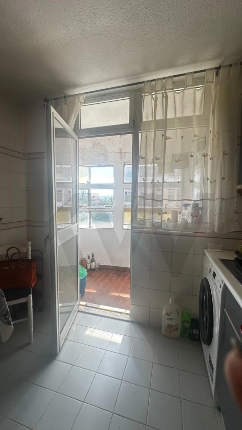 Apartamento T2 para Venda em Setubal (São Sebastião)