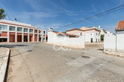 Moradia T5 para Venda em Borba (Matriz)
