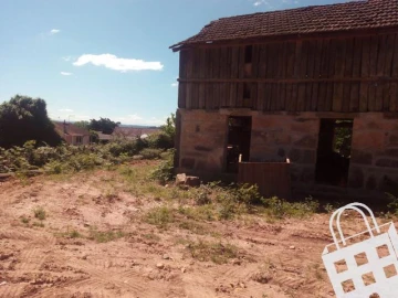 Terreno para Venda em Carvalhais e Candal