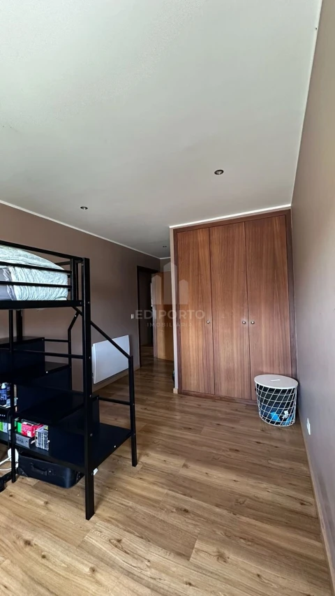 Apartamento T4 para Venda em Madalena